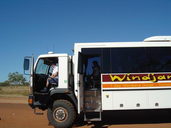 Windjana Gorge Bus