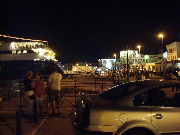 Syros - Ferry unloading