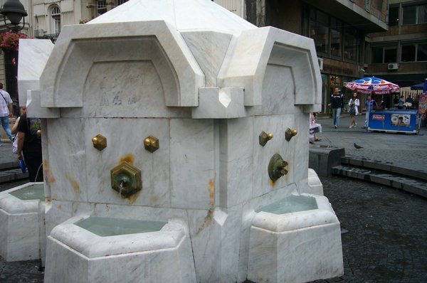 public drinking fountains everywhere!