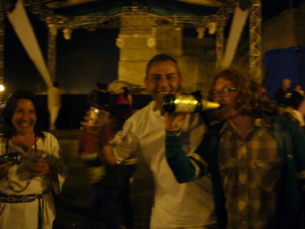 uncorking champagne in the Zócalo