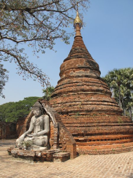 Stupa ruins - Inwa