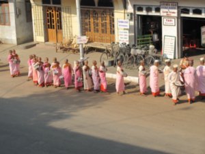 Nuns in Nyaung U, Bagan