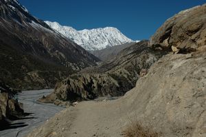 On the way from Manang to Khangsar