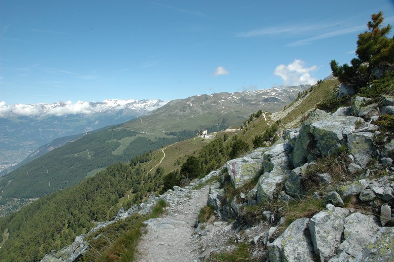 Hotel Weisshorn and Cabane Bella Tola come into sight