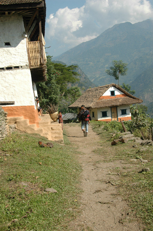 Picturesque houses on the way down to Dobhan
