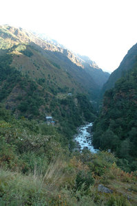 Ghunsa Khola River appearing a few steps out from Lelep