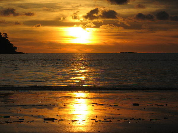 Sunset on Pantai Tengah