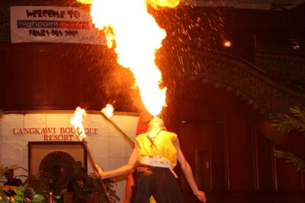 29 Spectacular Fire  Eaters