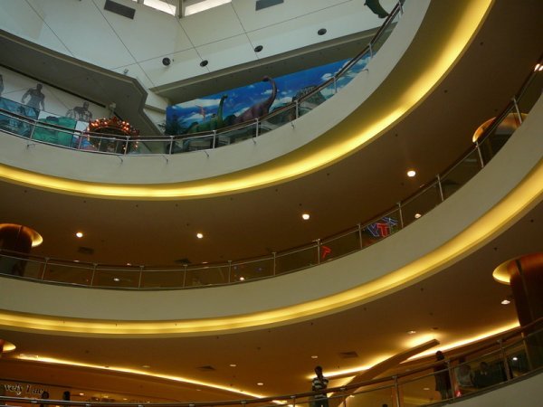 05 Suria KLCC shopping centre