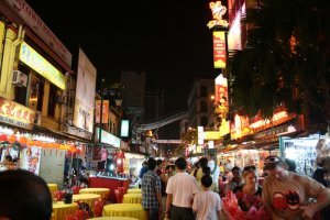 Day 23 Chinatown by night