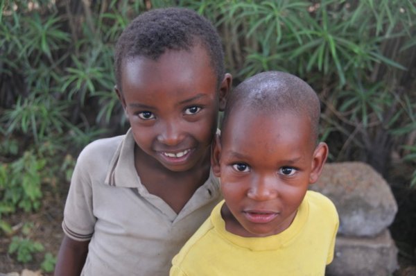 Friendly children - Mto Wa Mbu, Tanzania