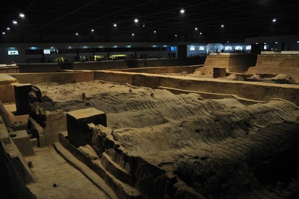 The wide expanse of pit two - The Museum of Qin Shi Huang Terracotta Warriors and Horses, Xi'an, China