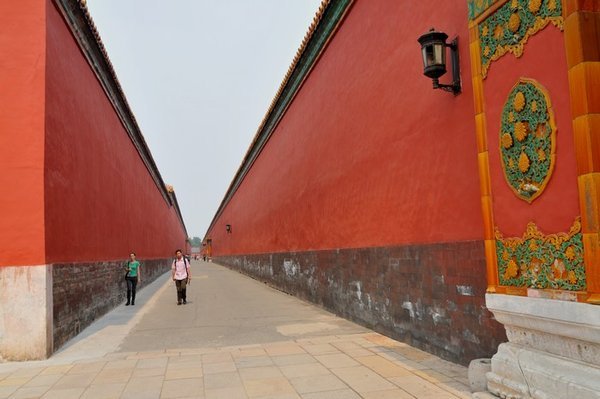 Very long passagway - Forbidden City, Beijing, China