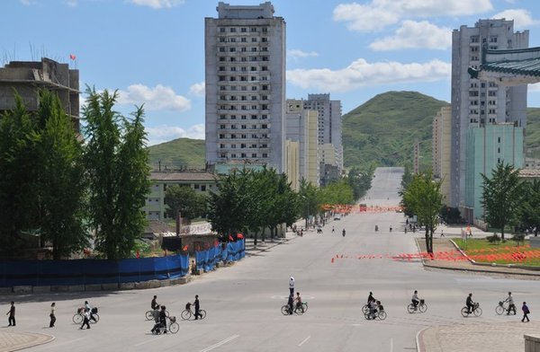 The bustling city of Kaesong - North Korea
