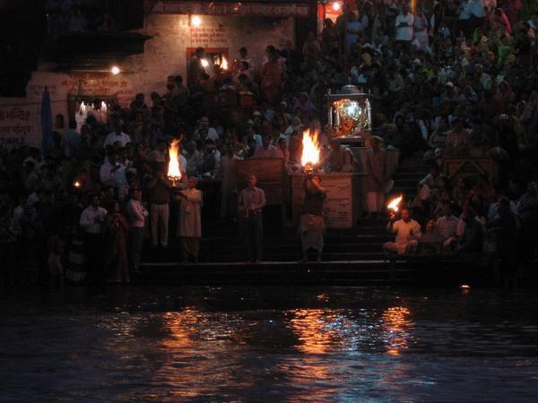 The beautiful Ganga Aarti (river worship ceremony) - Haridwar