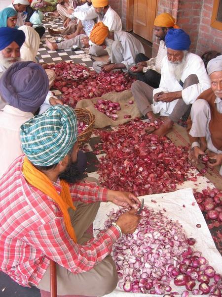 Preparing food for pilgrims at the Golden Temple - Amristar