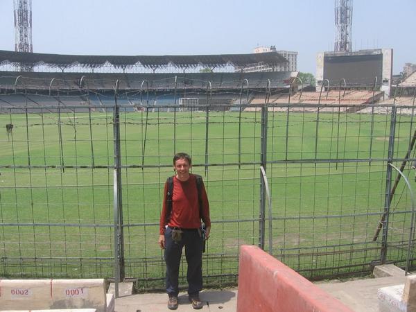 No self-respecting cricket fan could visit Kolkata without visiting the famous Eden Gardens ground