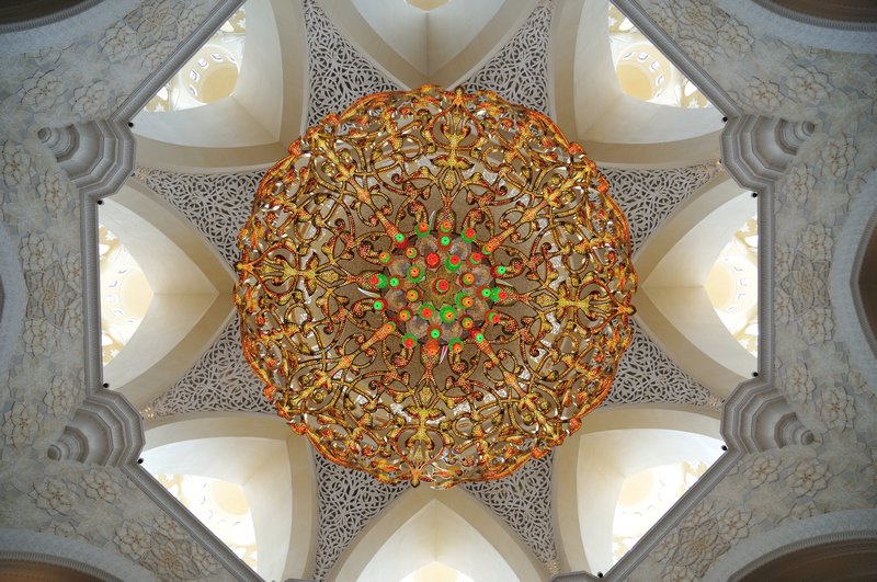 The world's largest chandelier - Sheihk Zayed Grand Mosque, Abu Dhabi, UAE