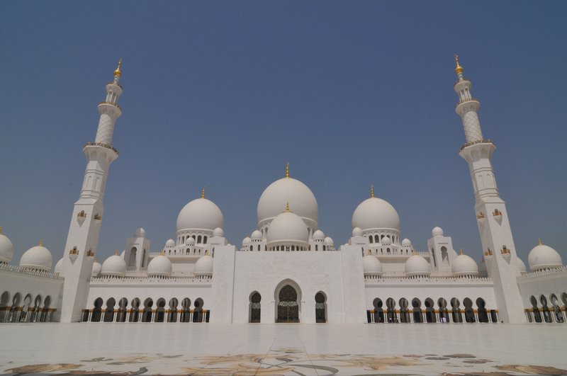 Exterior of the Sheihk Zayed Grand Mosque - Abu Dhabi, UAE