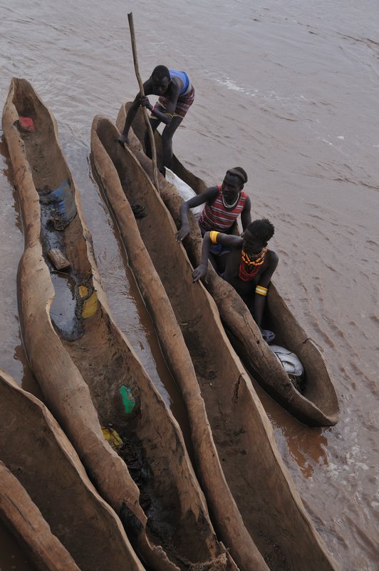 Traditional boat on Omo River - Omorate, Omo Valley, Ethiopia
