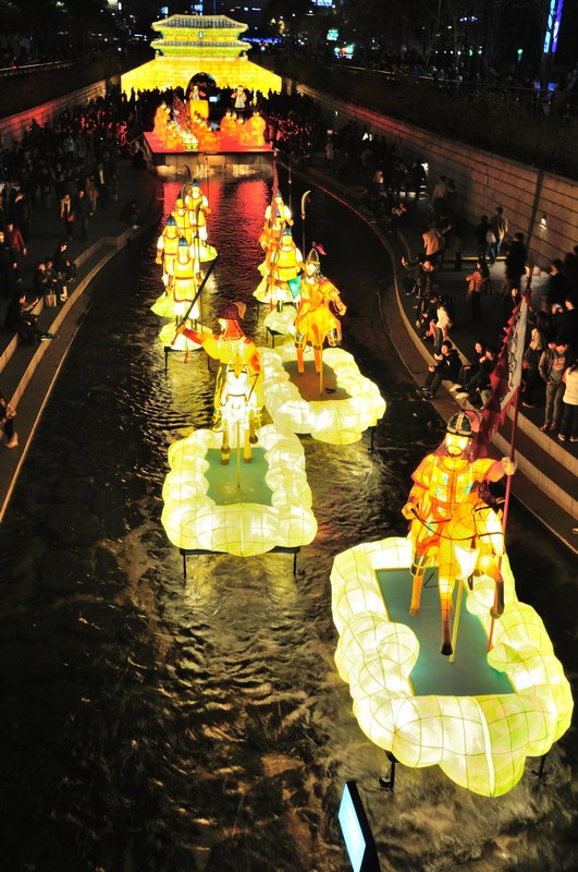 Spectacular hand-made lanterns at the Seoul Lantern Festival - South Korea