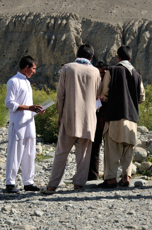 Negotiations in Khundud - Afghanistan