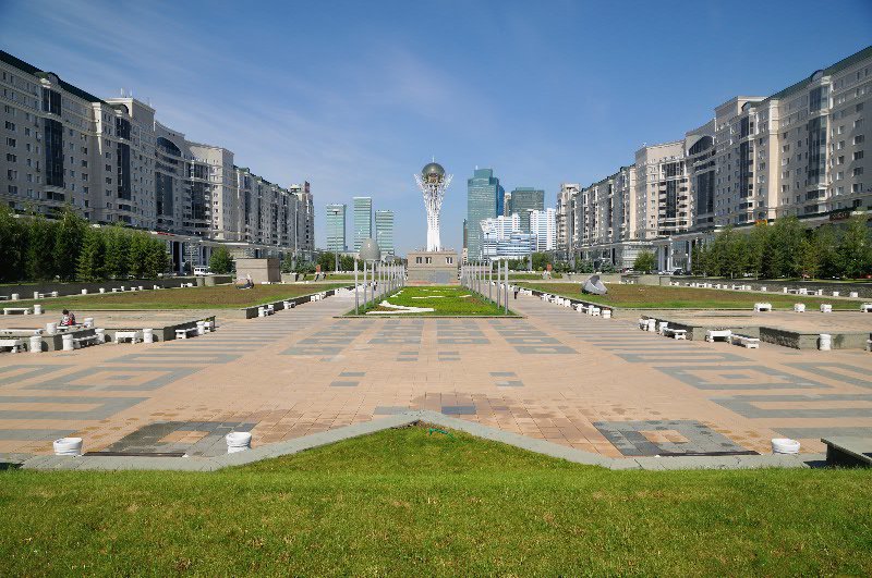 Looking west along Nurzhol bulvar - Astana, Kazakhstan
