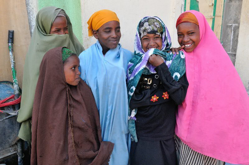 Cheeky Ethiopian girls - Hargeisa, Somaliland