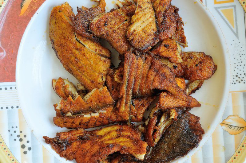 Delicious fried fish meal at Keeb-Soor Restaurant - Berbera, Somaliand