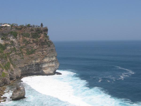 The soaring cliffs that host the Uluwatu Temple