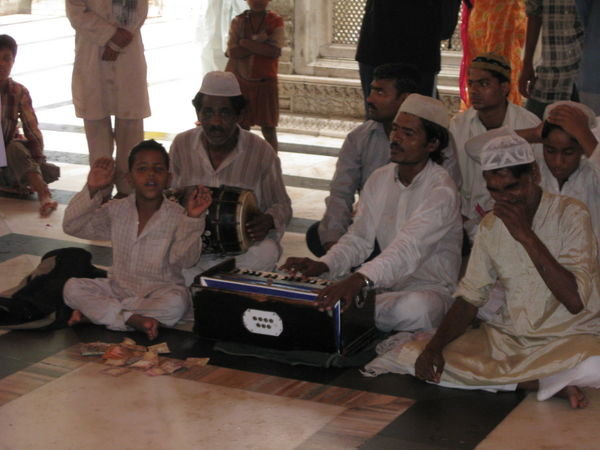 Qawwali singers 