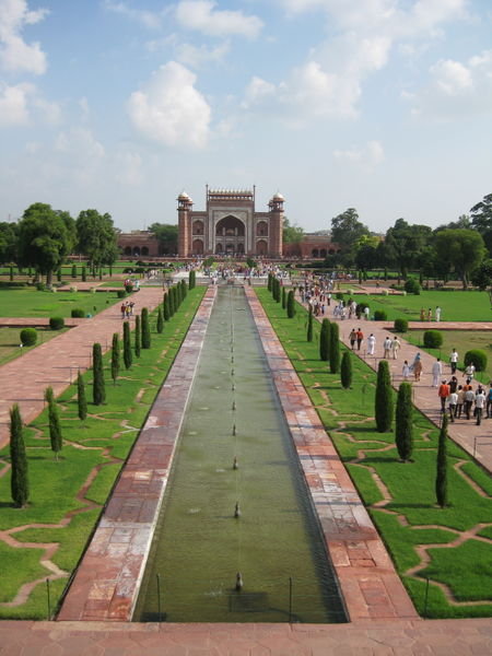 Looking from the Taj towards its entrance gate