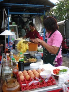 best pad thai in bangkok