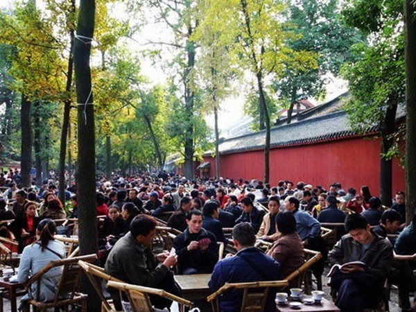 A teahouse in Chengdu