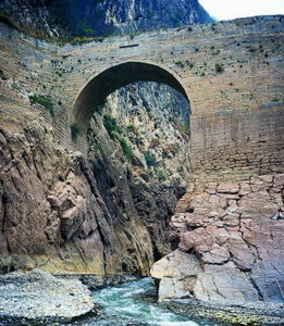 An ancient stone bridge in Three Gorges