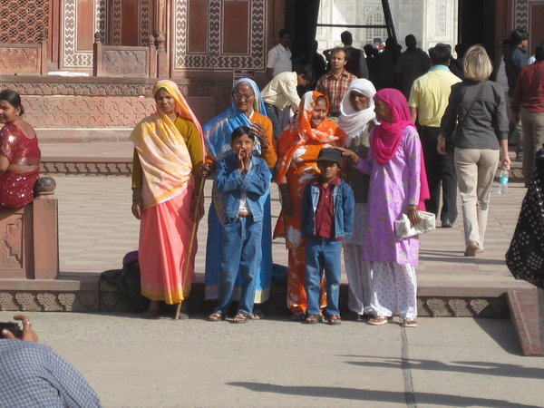 Family visiting Taj