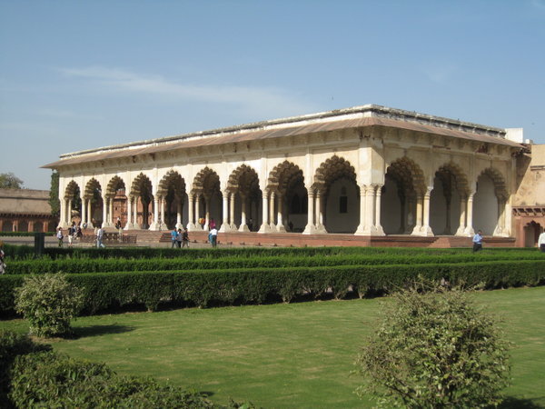 Building inside the Agra Fort