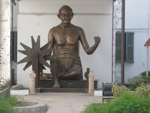 Bronze statue of Gandhi @ Memorial Site