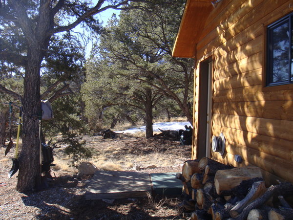 Elk Ridge cabin, Salida