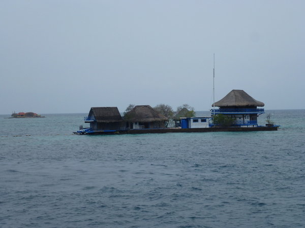 På Islas de Rosario er det mange som har sin egen lille øy