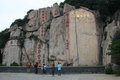 Les écritures taoistes gigantesques illuminent le sommet du Tai Shan