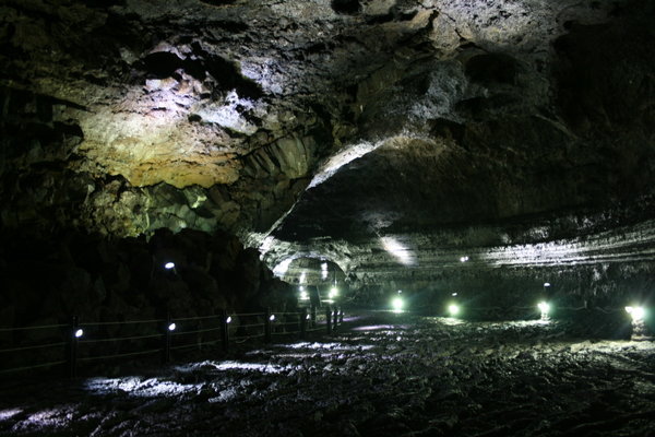Manjangul Cave