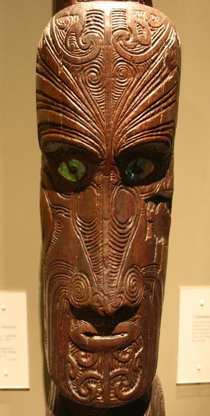 Masque maori - Canterbury Museum