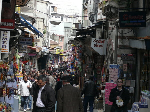 Street Market on the way to the Bosphorus