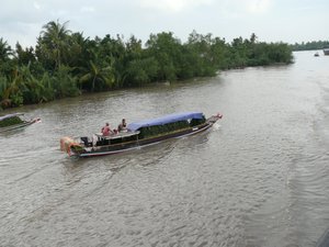 on the way to the floating market
