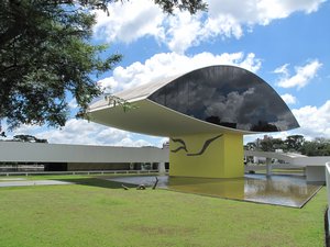 026 Museo Oscar Niemeyer