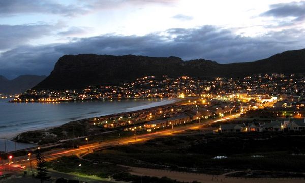 Fish Hoek: another "dry" night
