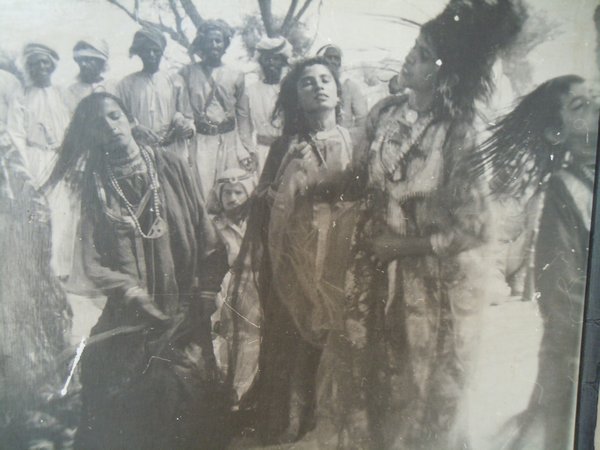 traditional womens dance