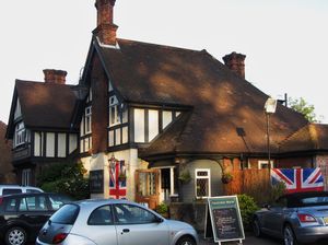 The Thatched House, Pauls friends hotel in Upminster