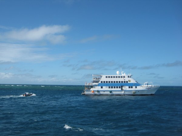 OceanQuest - le "bateau-hotel"